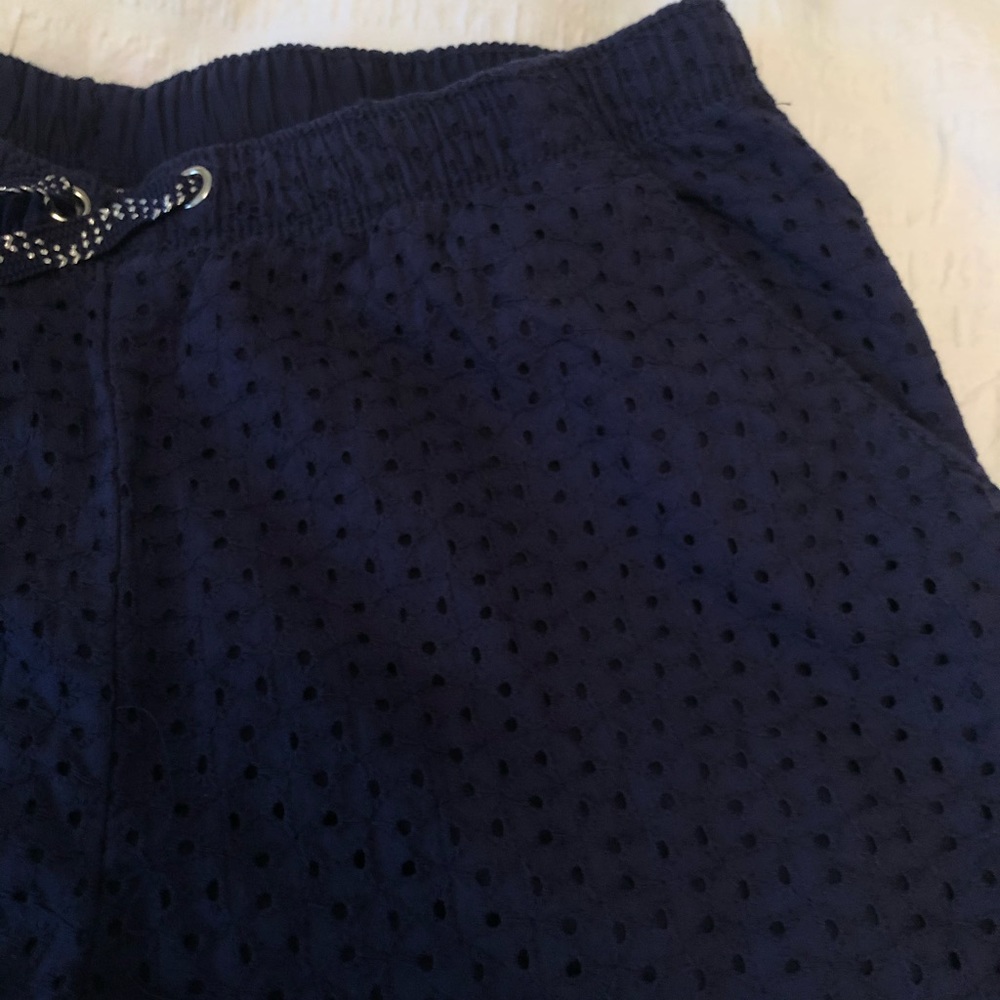 girls CAT & JACK (target) navy lace shorts - Picture 2 of 5